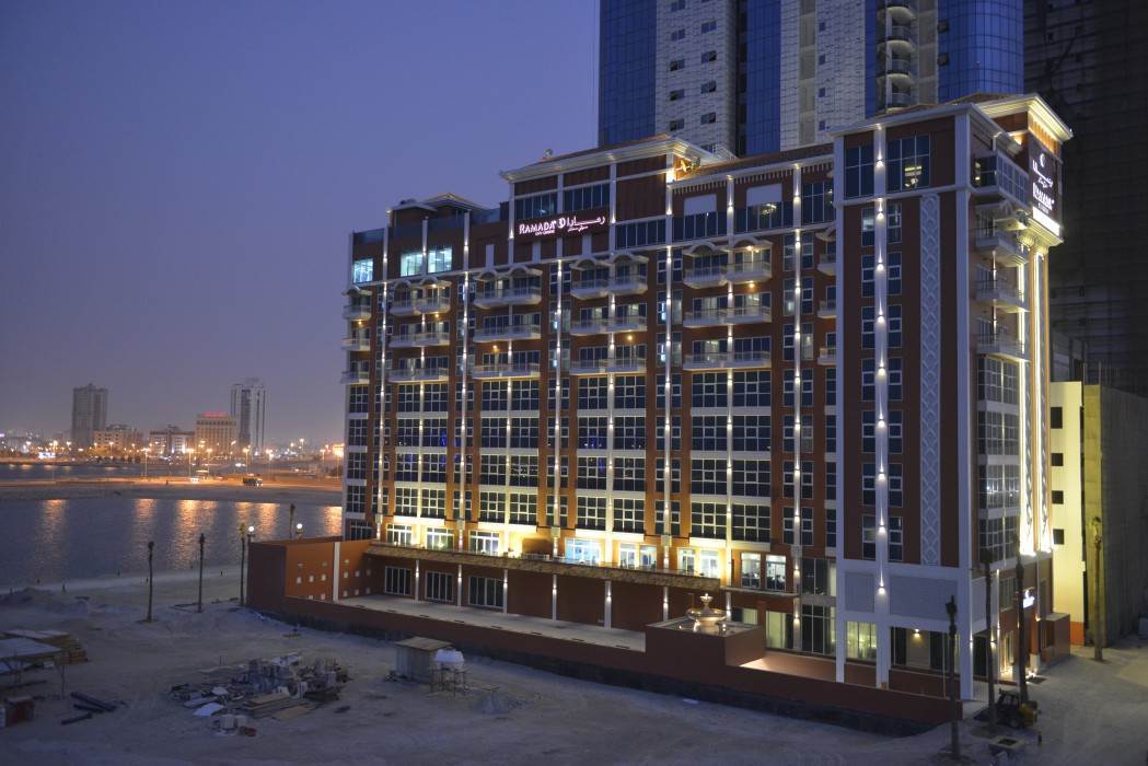 Ramada By Wyndham Manama City Centre Exteriér fotografie