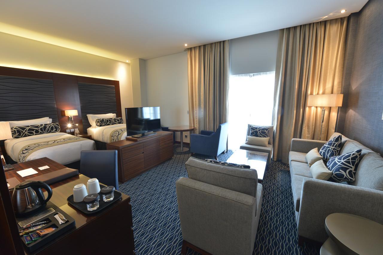 Ramada By Wyndham Manama City Centre Exteriér fotografie