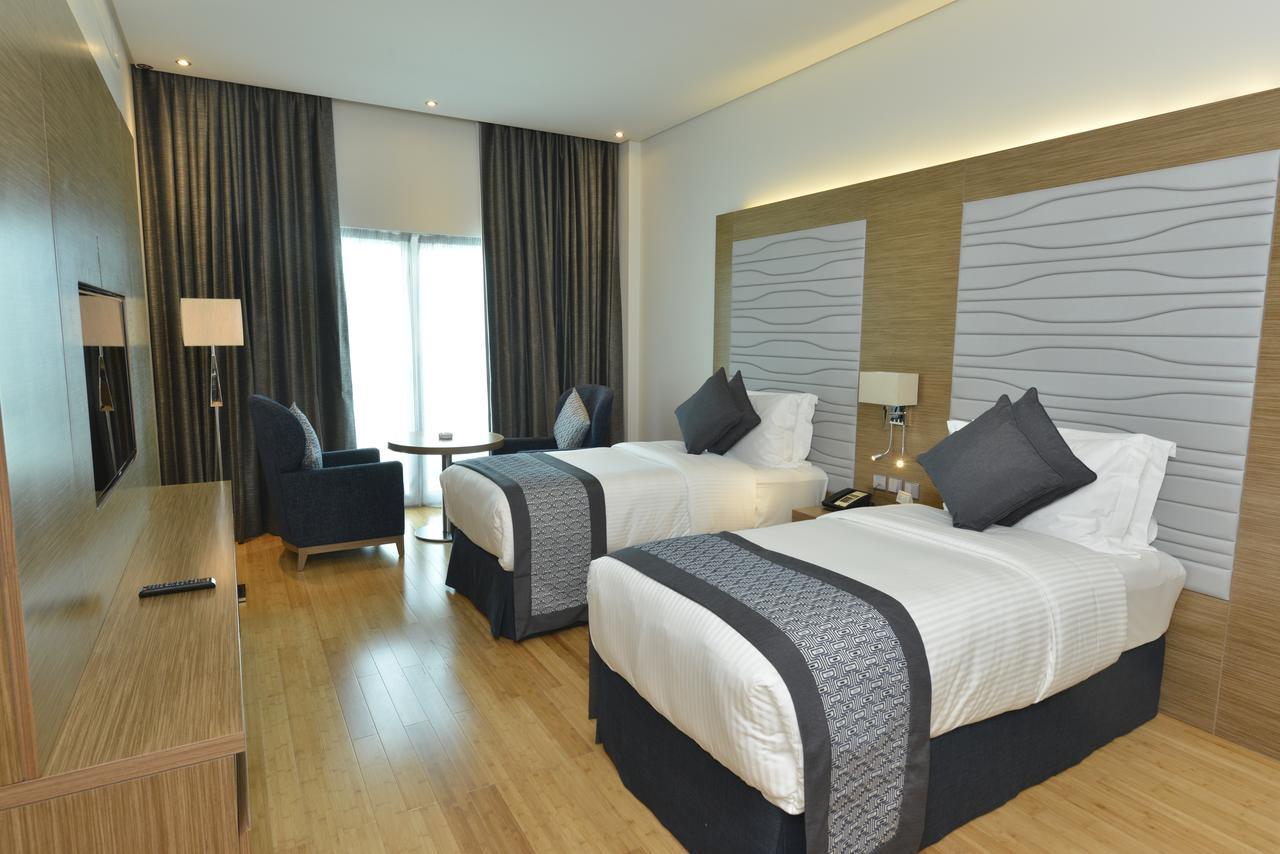 Ramada By Wyndham Manama City Centre Exteriér fotografie