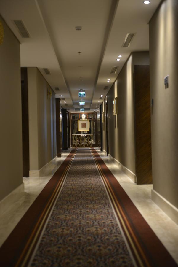 Ramada By Wyndham Manama City Centre Exteriér fotografie