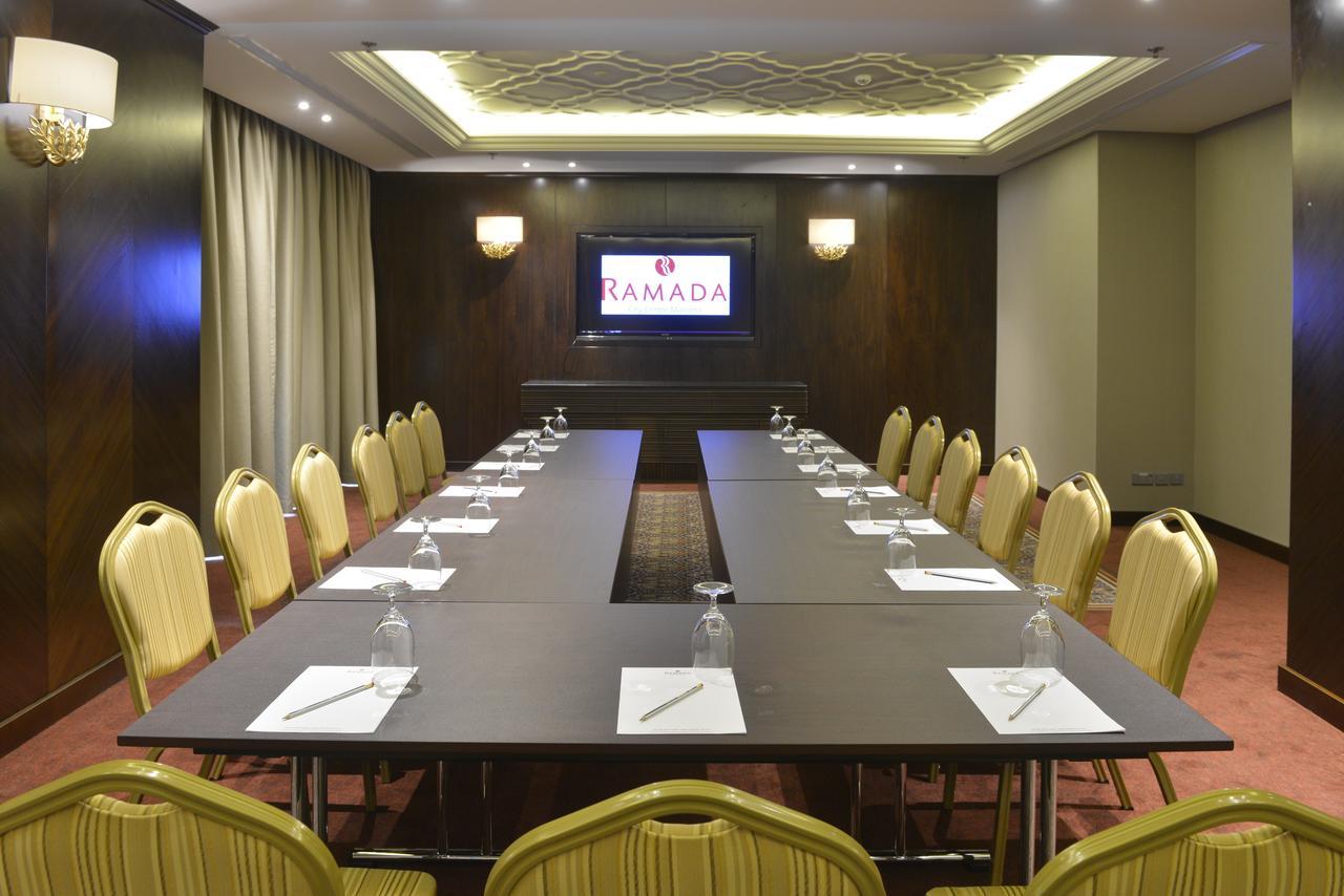 Ramada By Wyndham Manama City Centre Exteriér fotografie