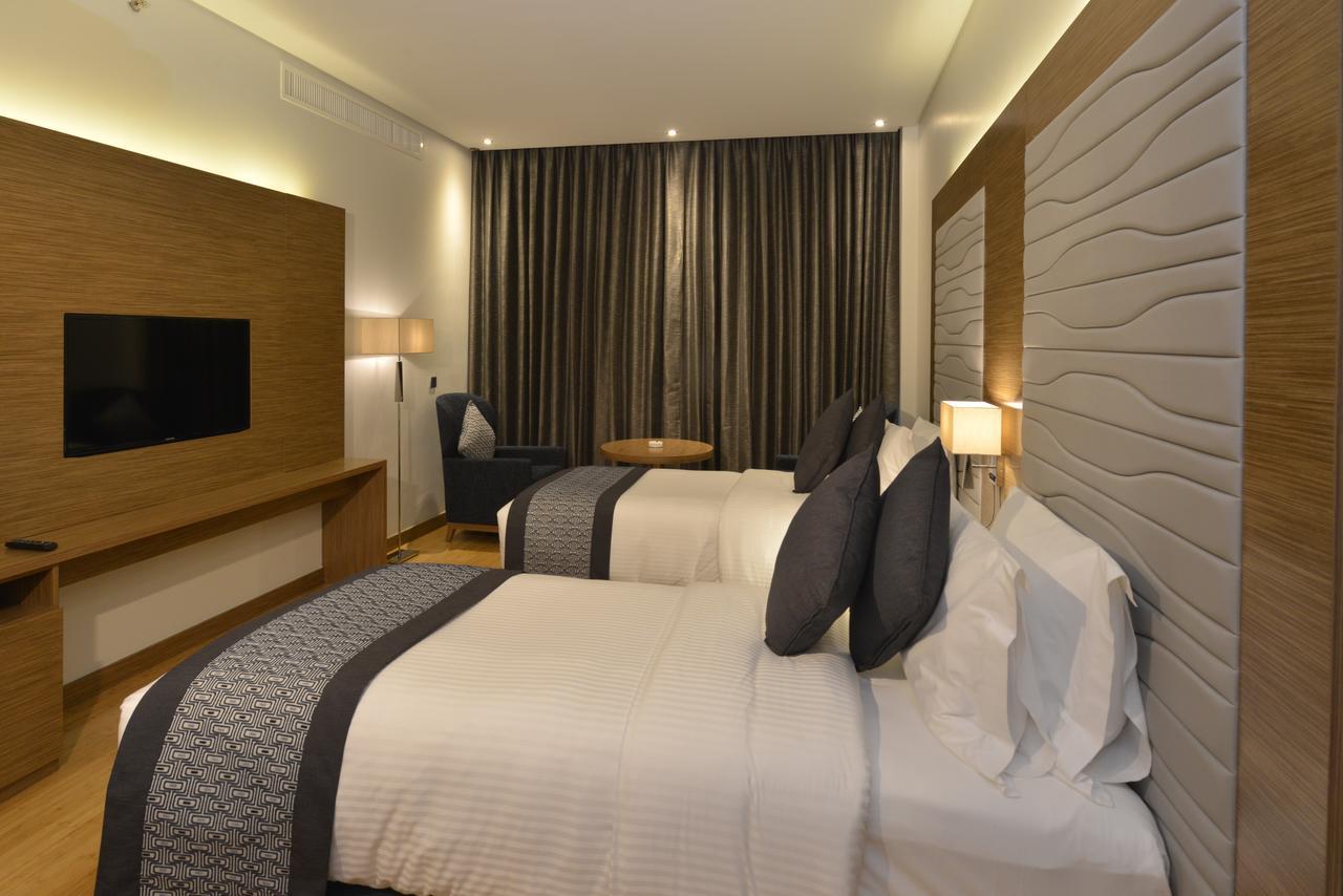 Ramada By Wyndham Manama City Centre Exteriér fotografie