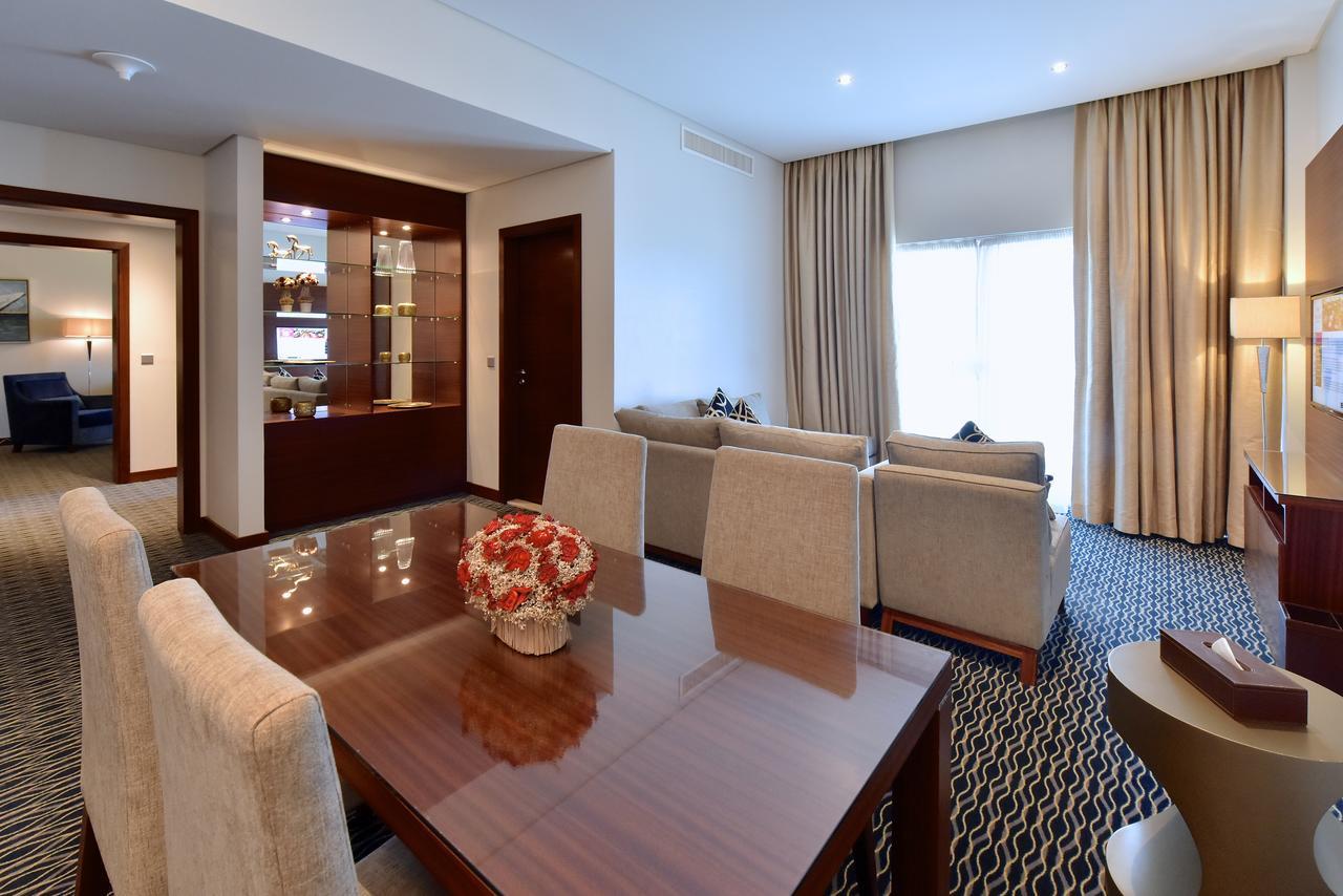 Ramada By Wyndham Manama City Centre Exteriér fotografie