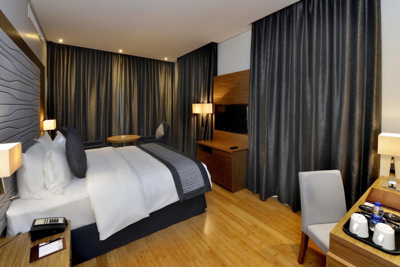 Ramada By Wyndham Manama City Centre Exteriér fotografie